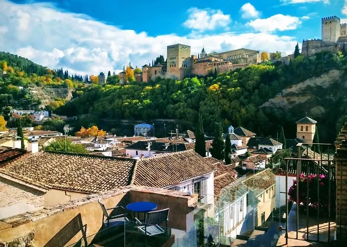 Apartamentos Alhambra